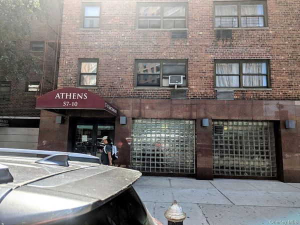 57-10 Junction Blvd , Unit 4G, Elmhurst, NY 11373