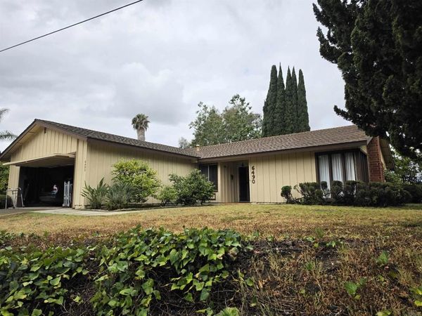 6490 Cowles Mountain Boulevard, San Diego, CA 92119