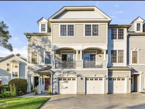 22 Skimmer Lane, Port Monmouth, NJ 07758