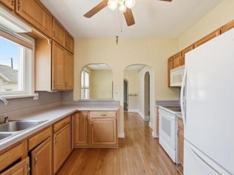 204 Washington Avenue , Bellefontaine, OH 43311 Photo 8