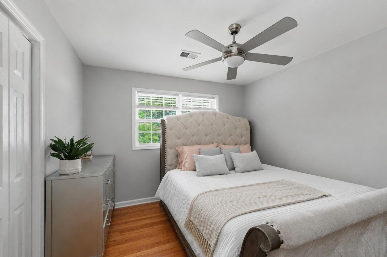 415 Mary Scott Drive Photo 5