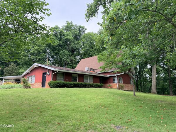 1072 Missionary Ridge Road, Newport, TN 37821