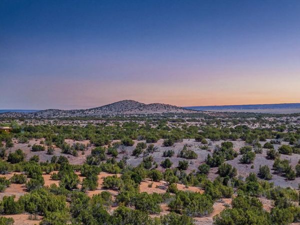 23 Black Canyon Road , Santa Fe, NM 87508