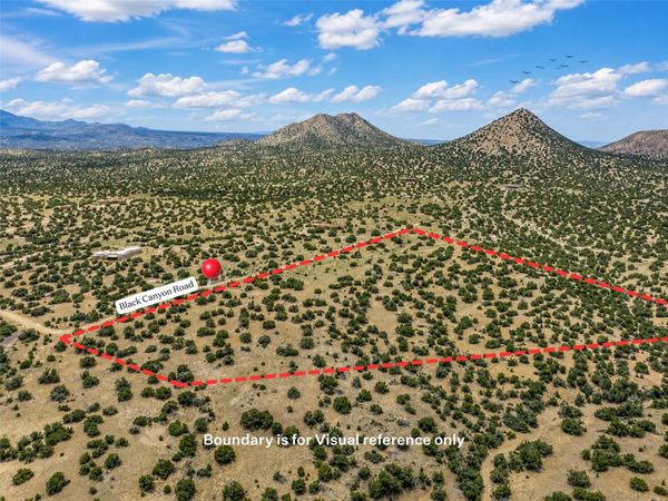 23 Black Canyon Road , Santa Fe, NM 87508
