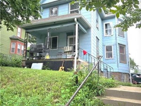 822 Tauromee Avenue, Kansas City, KS 66101