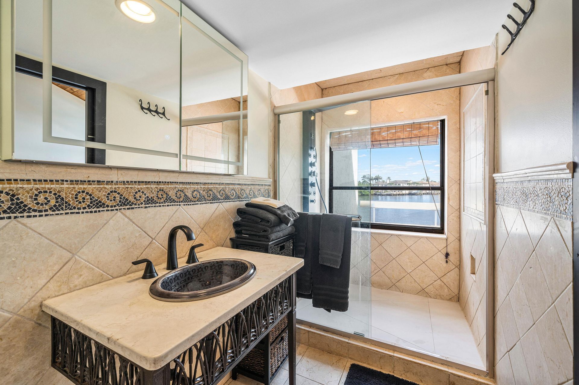 1005 Bel Air Drive, Unit 5, Highland Beach, FL 33487 Photo