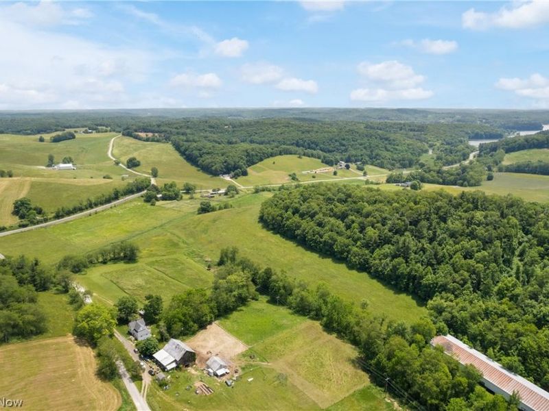 Fargo Road SW, Dellroy, OH 44620 Photo 18