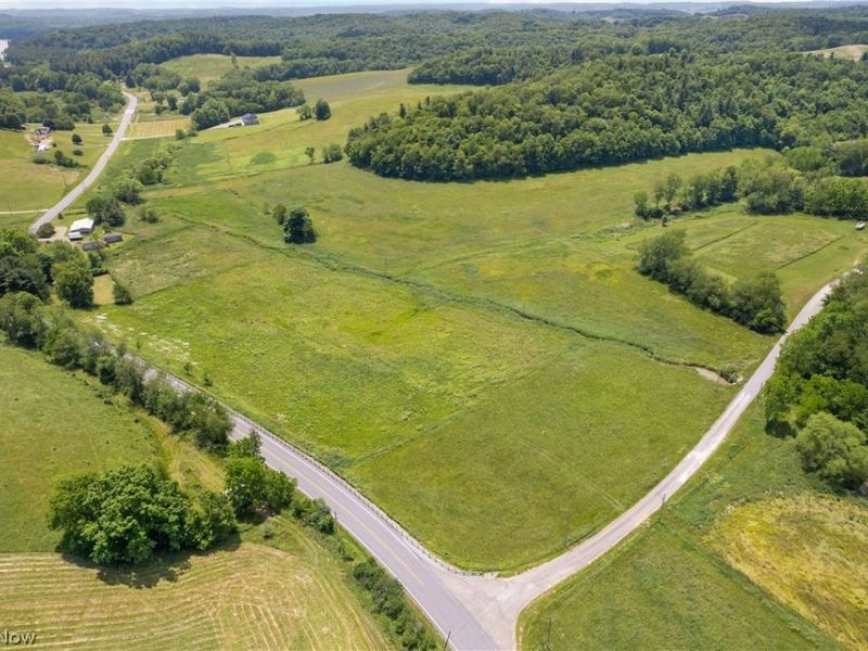 Fargo Road SW, Dellroy, OH 44620 Photo 2