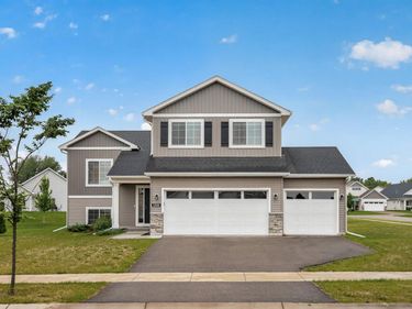 1333 Oak Ridge Street, Hanover, MN 55341