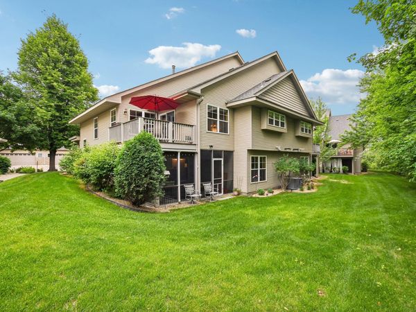1026 Saint Johns Bay, Woodbury, MN 55129