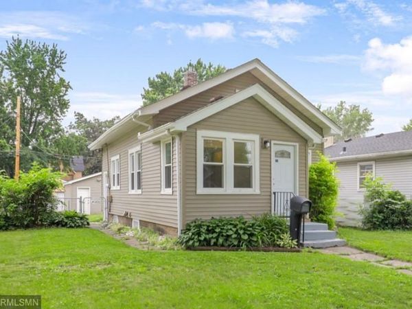 1868 Hawthorne Avenue E, Saint Paul, MN 55119