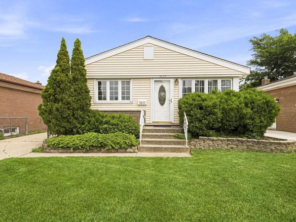 5013 N Oneida Avenue , Norridge, IL 60706