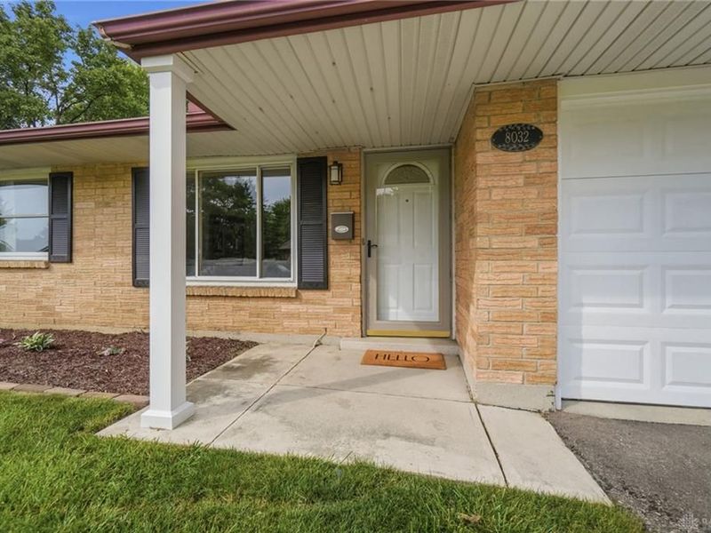 8032 Washington Park Drive, Miamisburg, OH 45459 Photo 5
