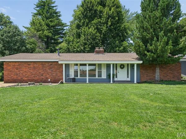 1529 Cerulean Drive, St Louis, MO 63146