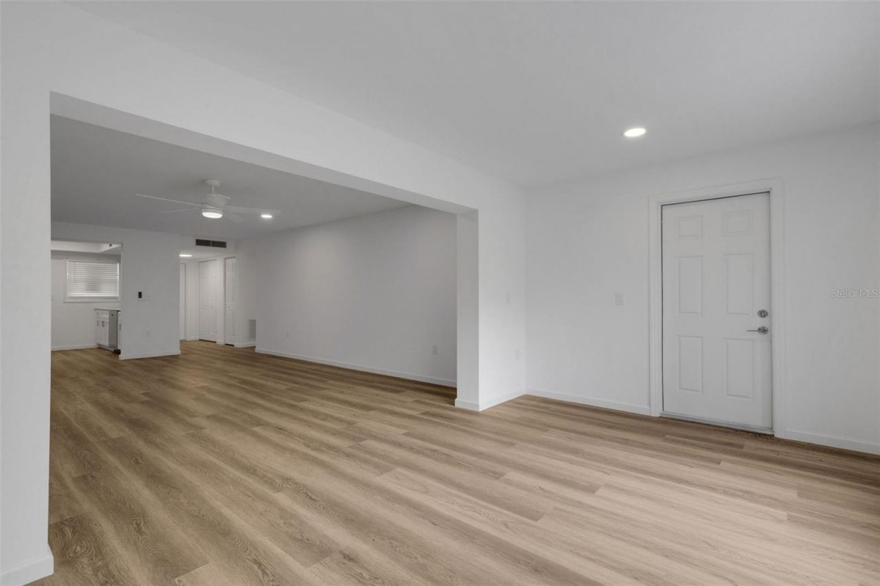 2826 W Rainbow Circle, Unit 2818, Sarasota, FL 34231 Photo