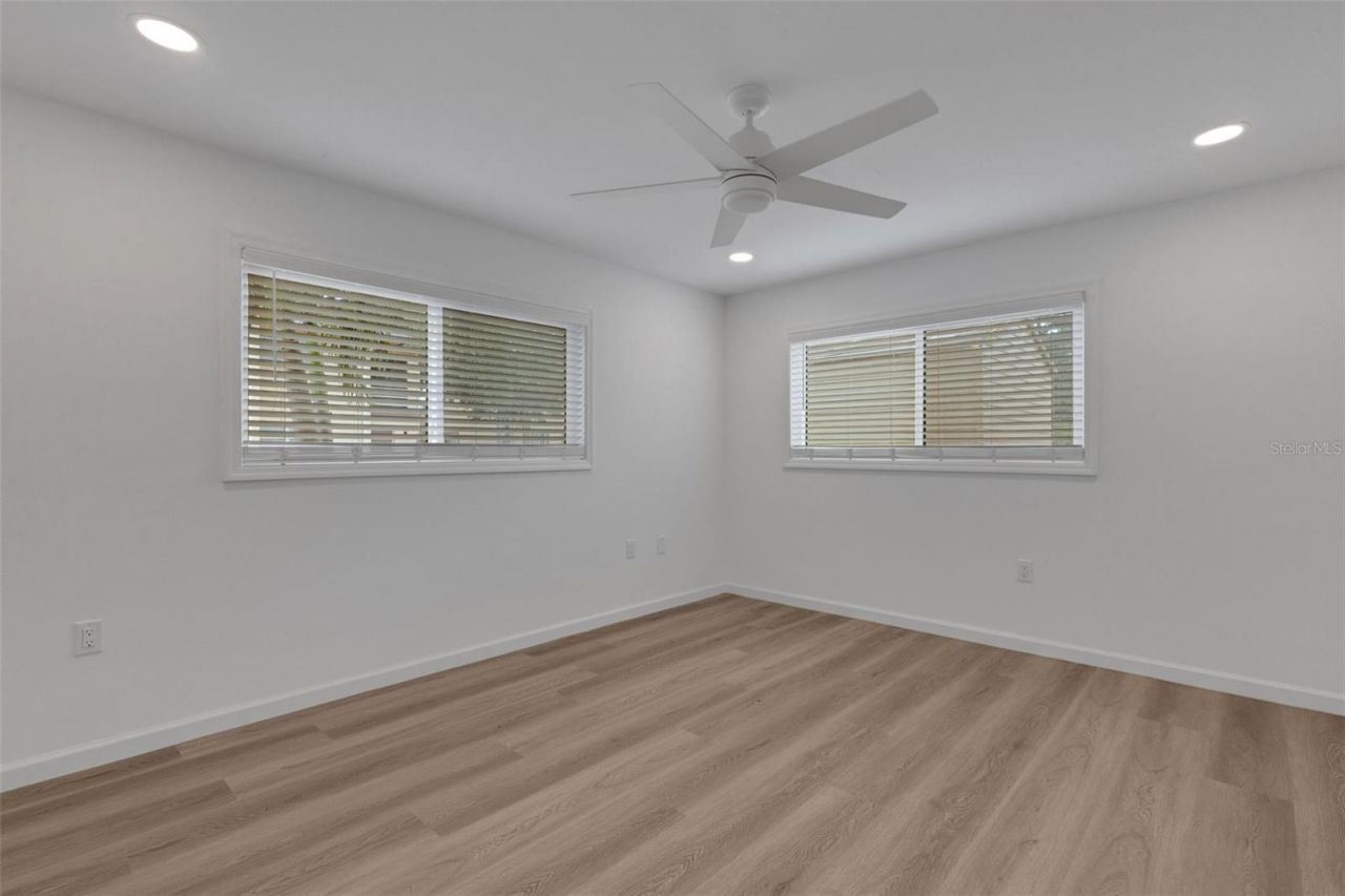 2826 W Rainbow Circle, Unit 2818, Sarasota, FL 34231 Photo