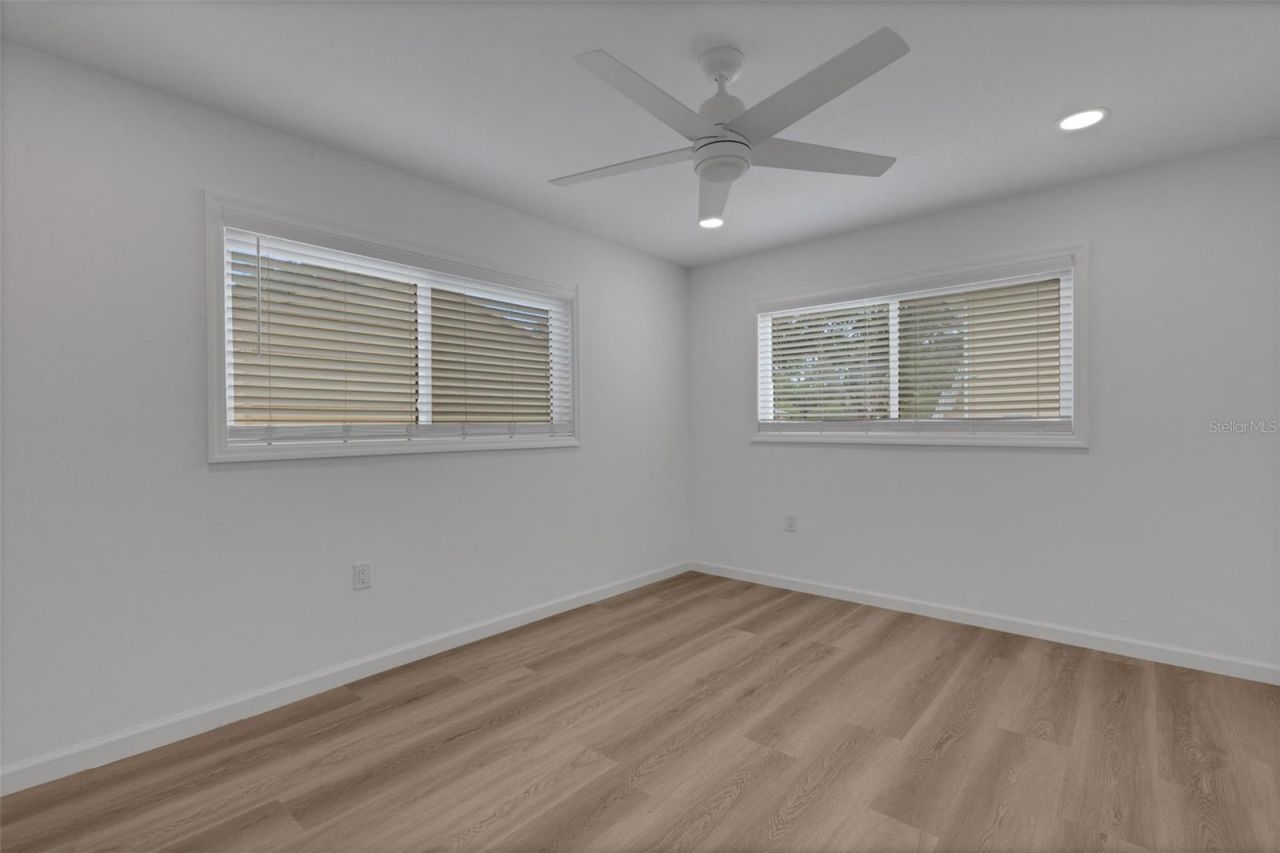 2826 W Rainbow Circle, Unit 2818, Sarasota, FL 34231 Photo