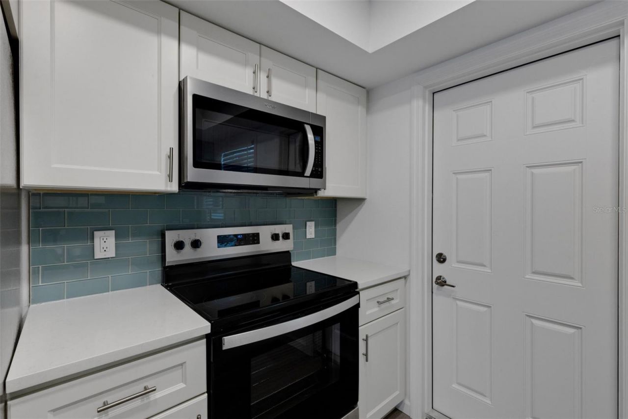 2826 W Rainbow Circle, Unit 2818, Sarasota, FL 34231 Photo