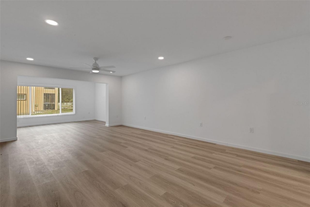 2826 W Rainbow Circle, Unit 2818, Sarasota, FL 34231 Photo