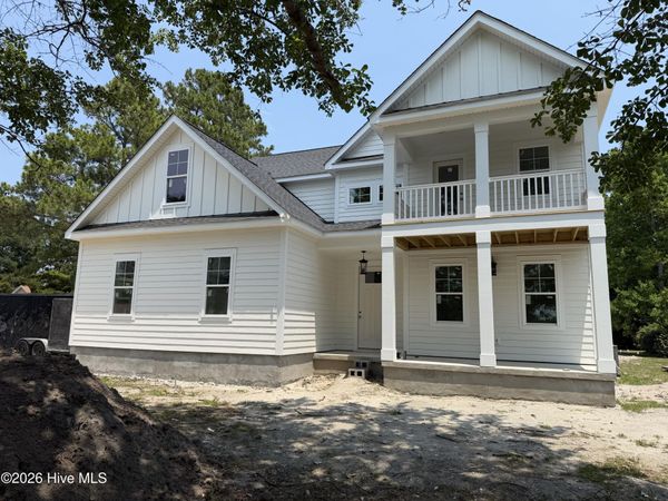 201 Silver Creek Landing Road, Swansboro, NC 28584