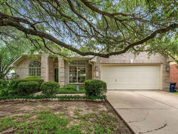 707 Ridge View DR, Leander, TX 78641