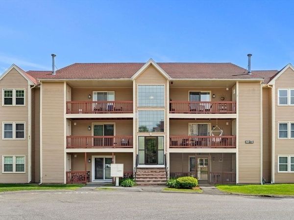 67 Randolph Dr, Unit 67, Tewksbury, MA 01876