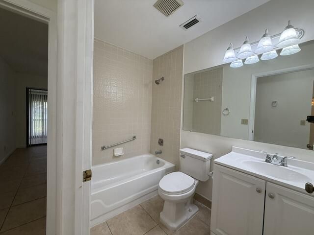 1028 Green Pine Boulevard, Unit D, West Palm Beach, FL 33409 Photo