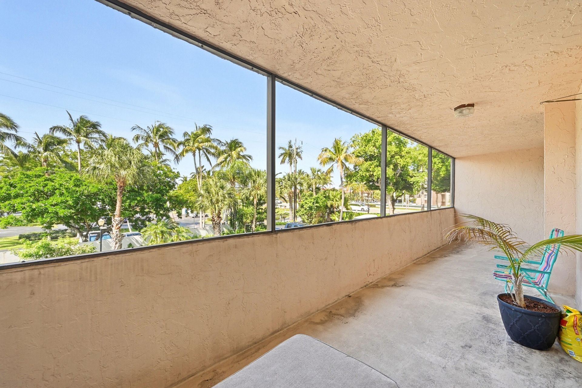 740 S Federal Highway, Unit 208, Pompano Beach, FL 33062 Photo