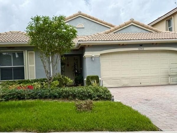 4342 Onega Circle, West Palm Beach, FL 33409