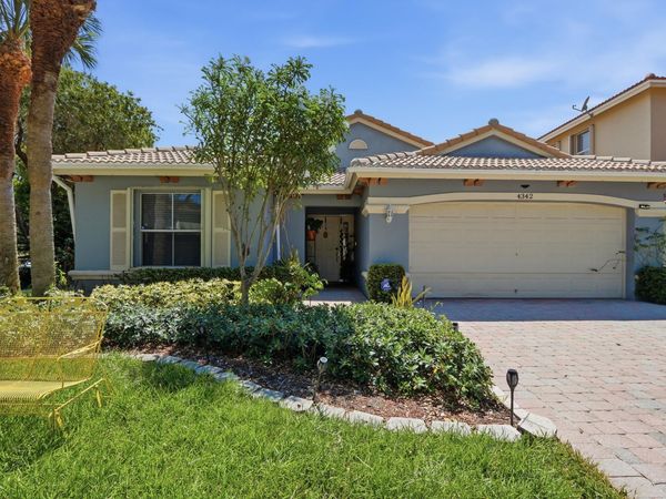 4342 Onega Circle, West Palm Beach, FL 33409