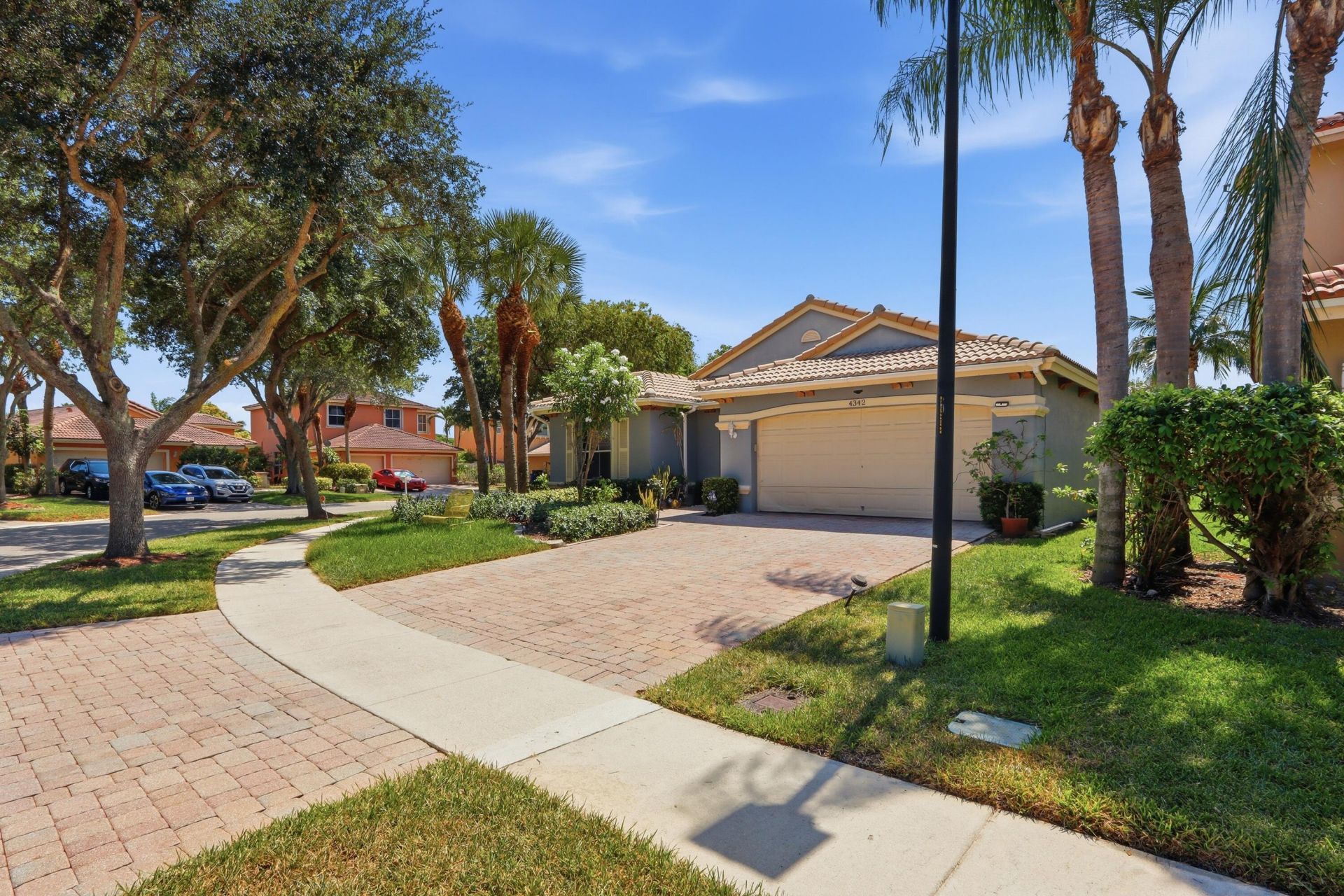 4342 Onega Circle, West Palm Beach, FL 33409 Photo