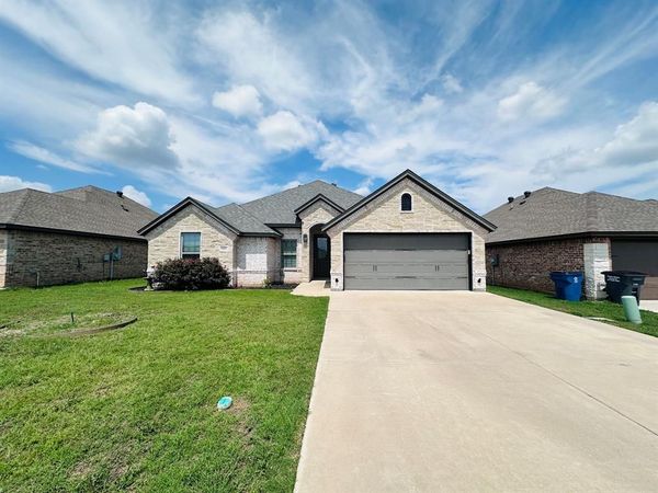 3337 White Horse Drive, Granbury, TX 76049