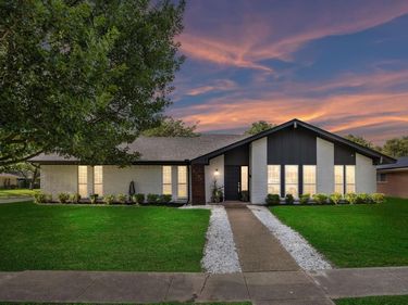 3234 Grantwood Drive, Dallas, TX 75229