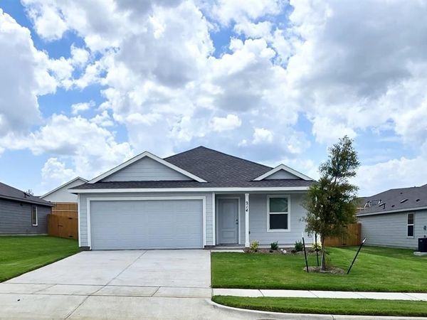 214 Hidden Meadows Drive, Sherman, TX 75092