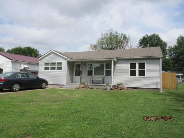 924 M Street NW, Miami, OK 74354