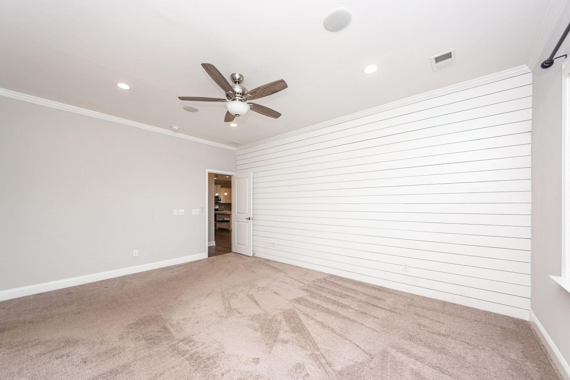 177 Hayworth Road Photo 43