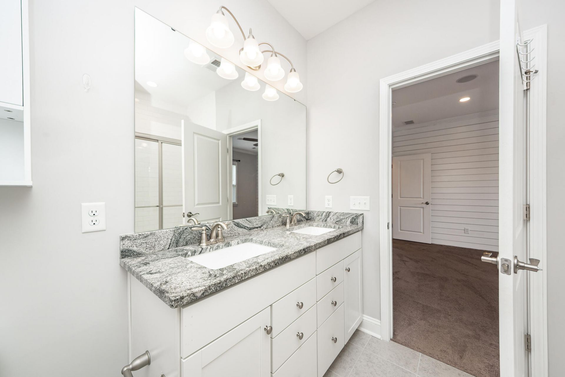 177 Hayworth Road Photo 48