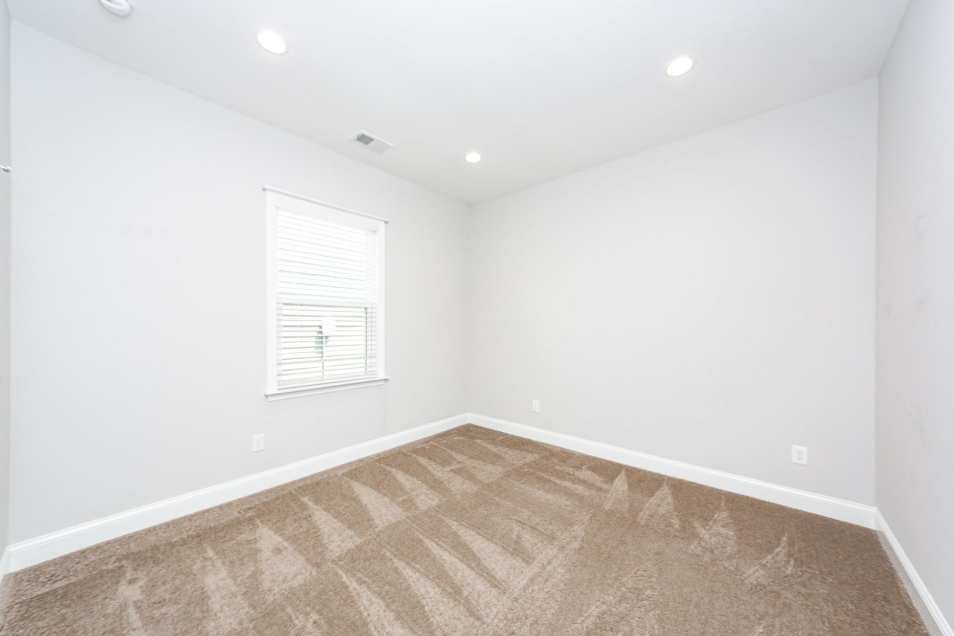 177 Hayworth Road Photo 53