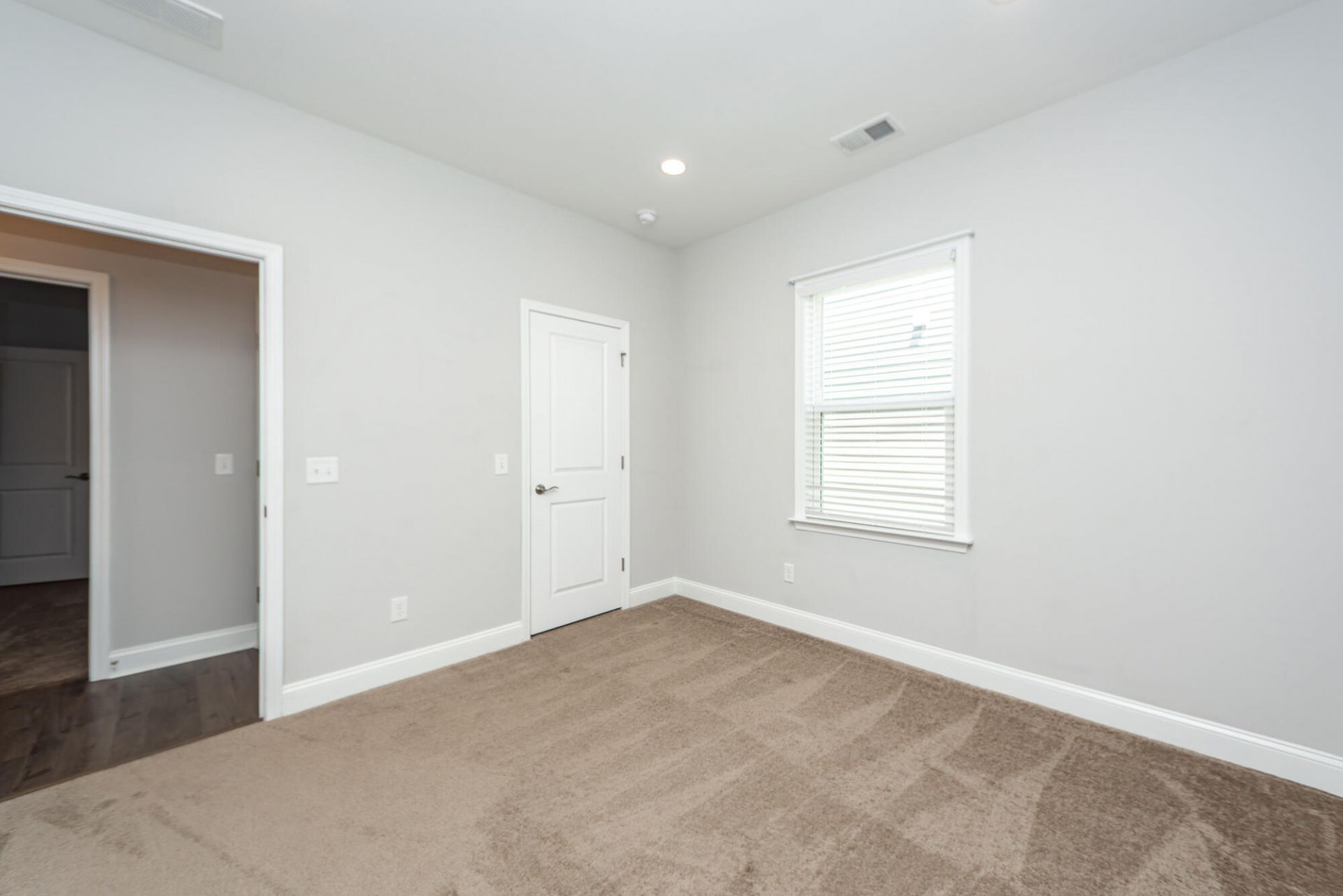177 Hayworth Road Photo 54