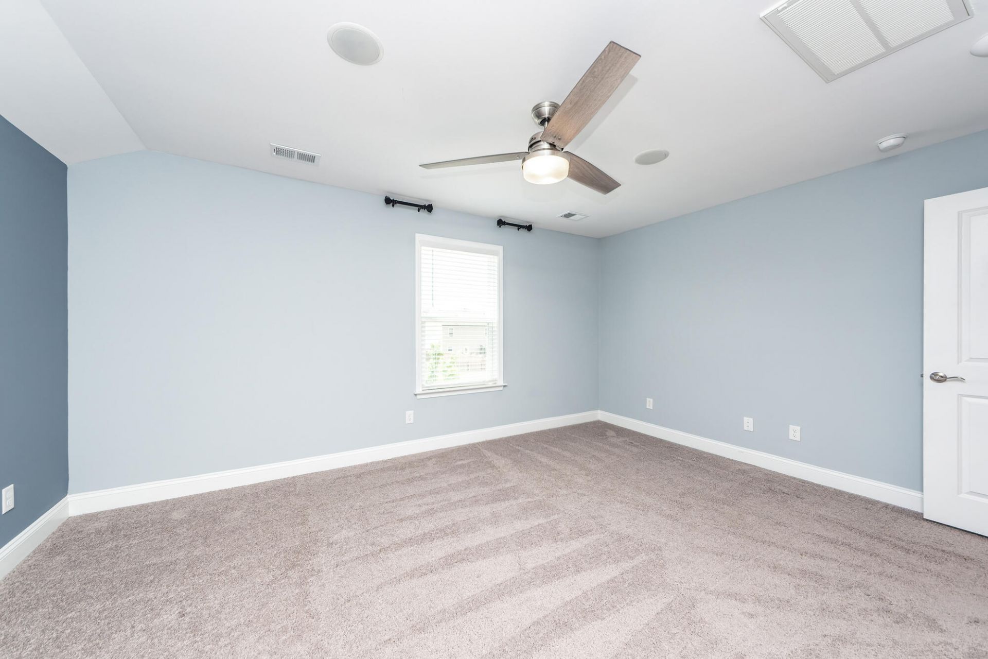 177 Hayworth Road Photo 65