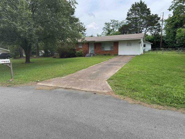 815 Lakeshore Drive , Heber Springs, AR 72543