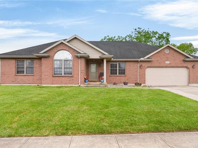 1185 Huron Court, Sidney, OH 45365 Photo 2
