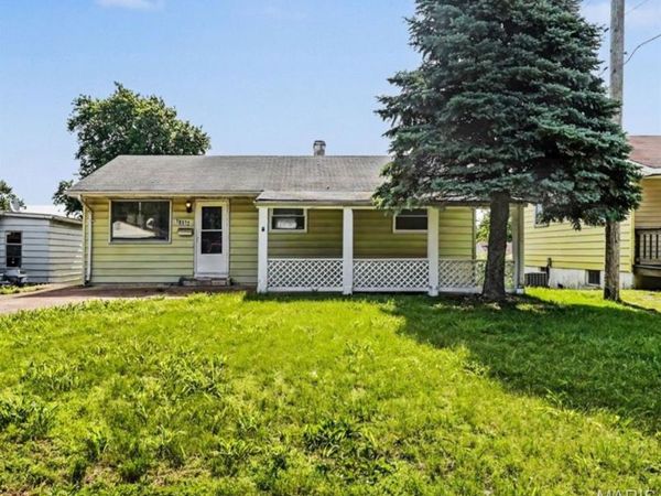 10512 Durness Drive , St Louis, MO 63137