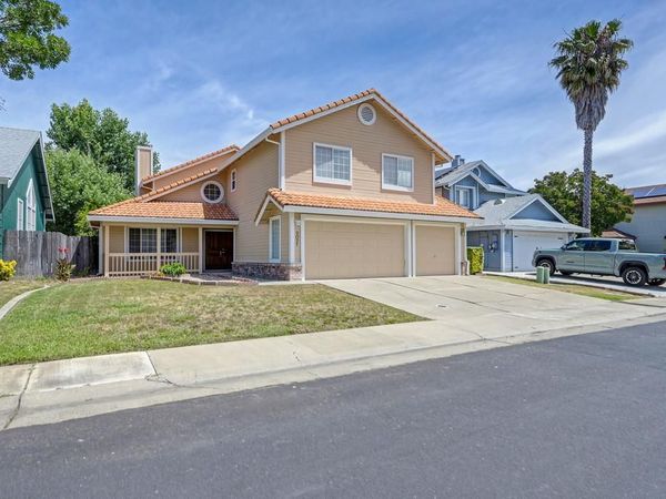 5021 Krista Ct, Elk Grove, CA 95758