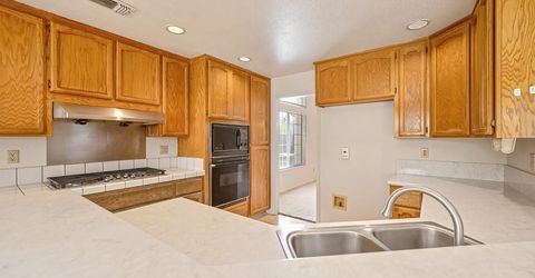 5021 Krista Ct, Elk Grove, CA 95758 Photo