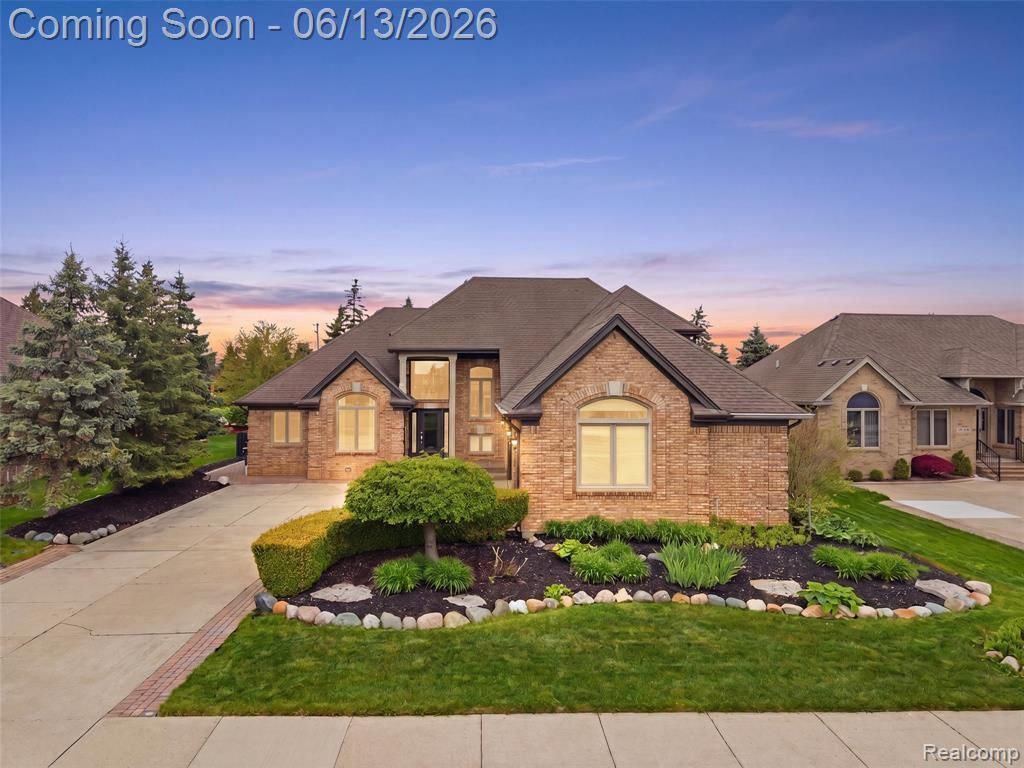 16137 Darlene Drive, Macomb Township, MI 48042 Main Photo