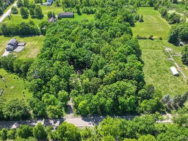 3075 Crandall Road , Howell Twp, MI 48855