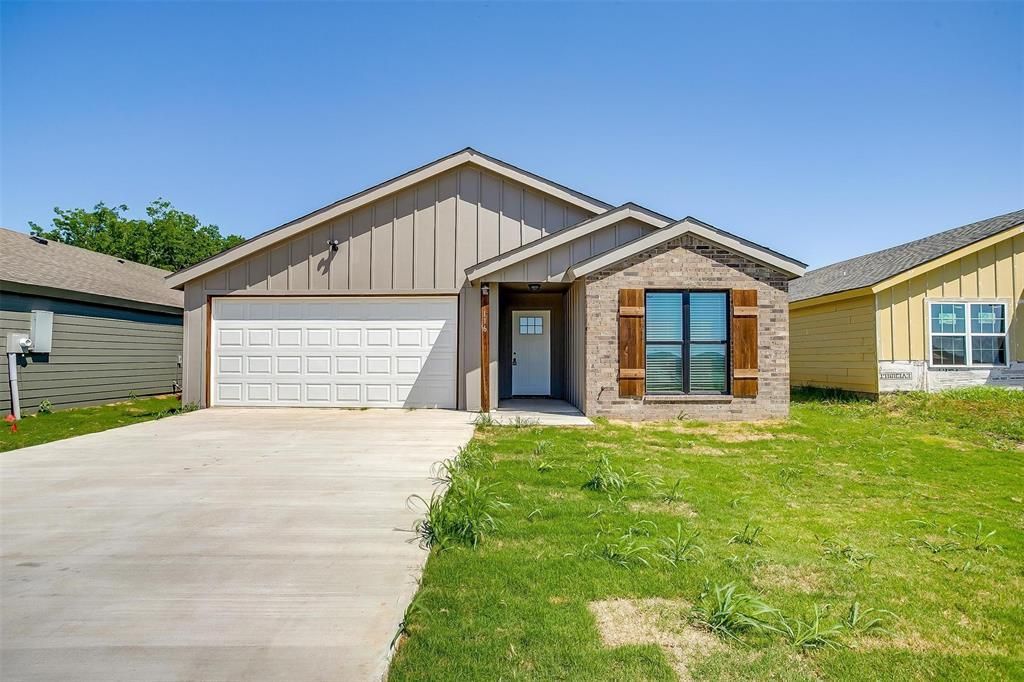 116 Kentucky, Walnut Springs, TX 76690 Main Photo