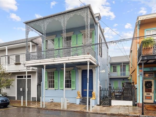 2235 CHARTRES Street, New Orleans, LA 70117