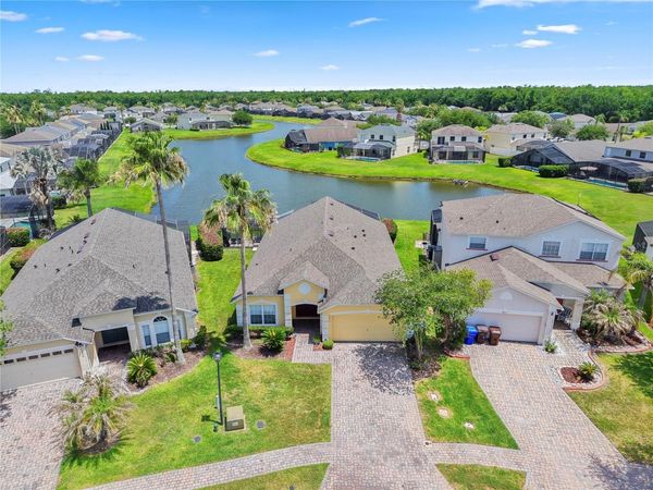 4811 CUMBRIAN LAKES DRIVE , KISSIMMEE, FL 34746